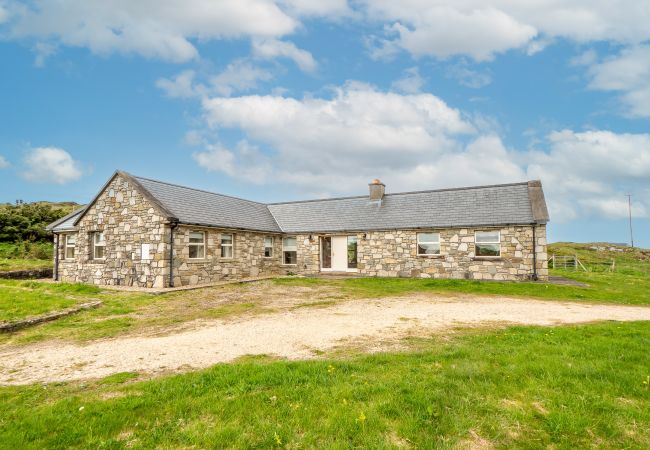 House in Ballyconneely - Diamond Cottage Mannin luxurious spacious property
