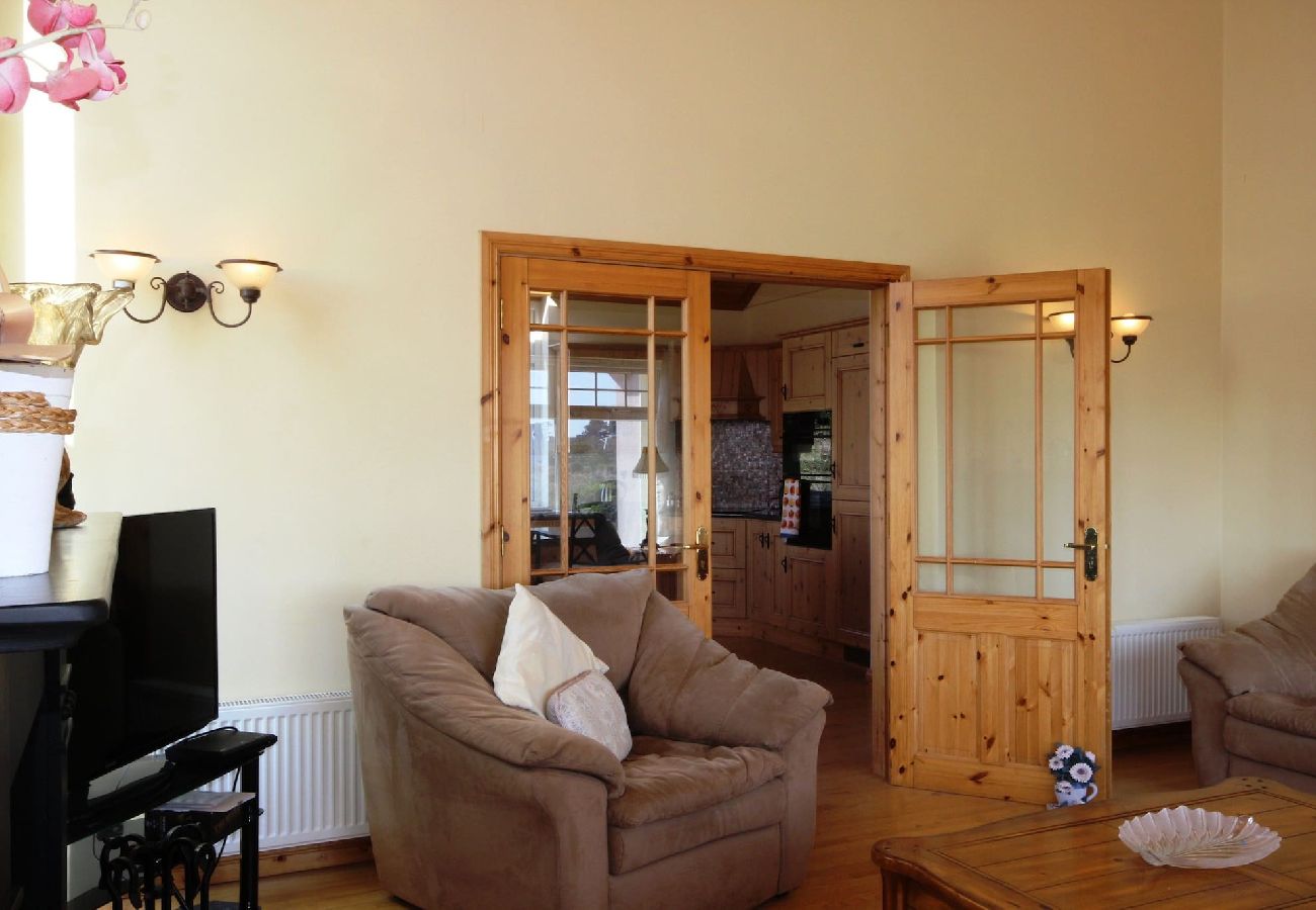 House in Spiddal - The Uplands Spiddal family friendly and spacious