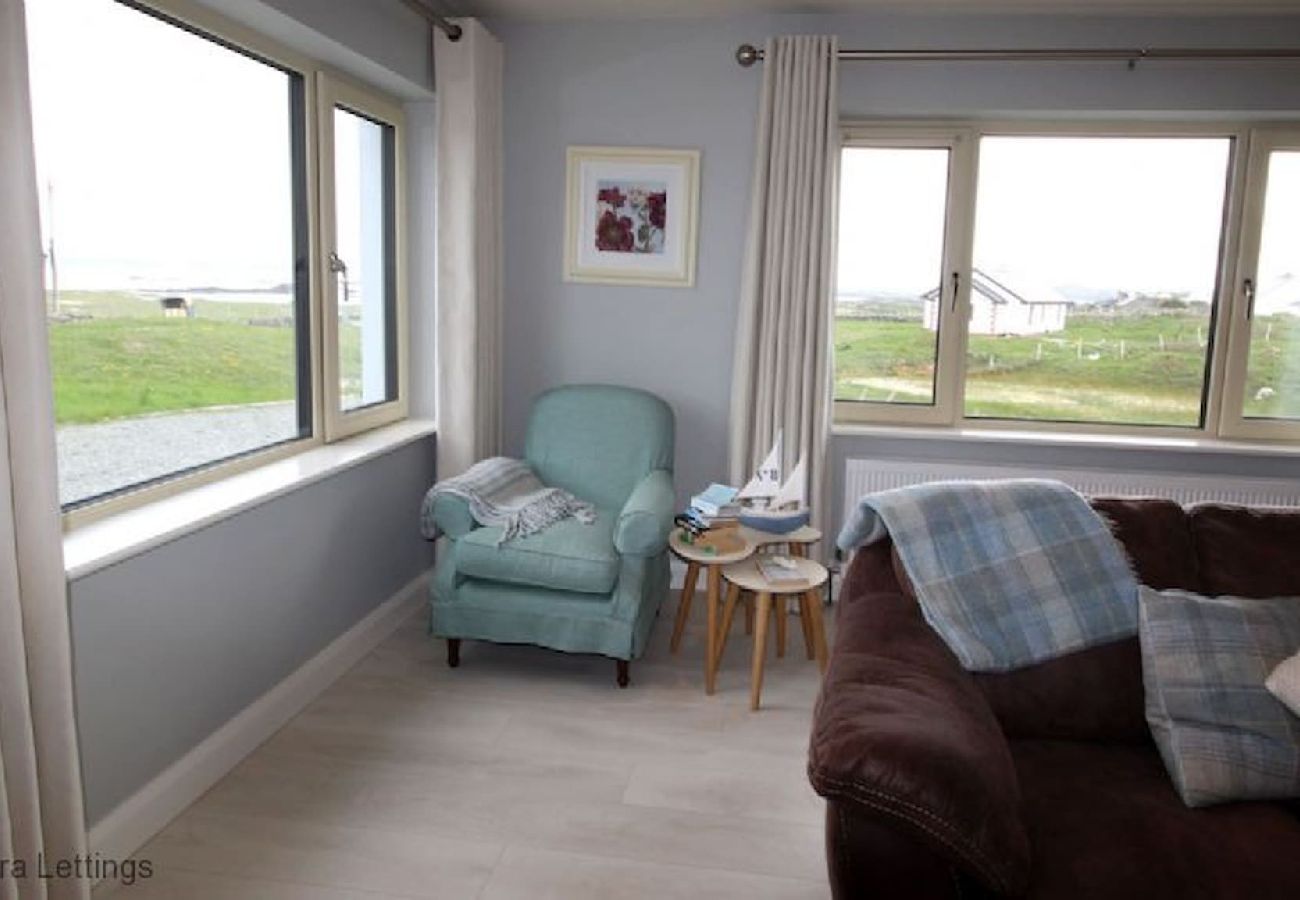 House in Ballyconneely - Beach House Mannin offering breathtaking views