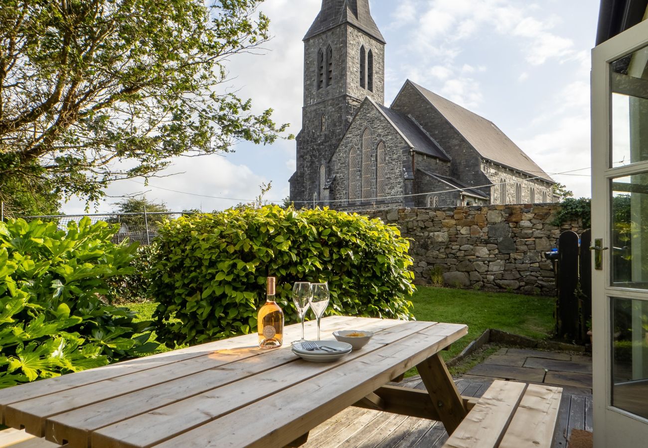 House in Clifden - Hill House Clifden a home full of character