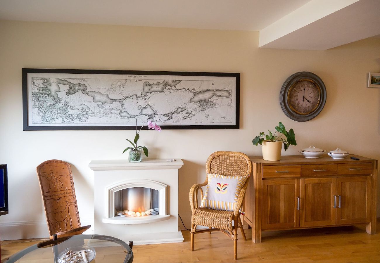 Apartment in Clifden - Helen's Hideaway is a quiet and idyllic spot