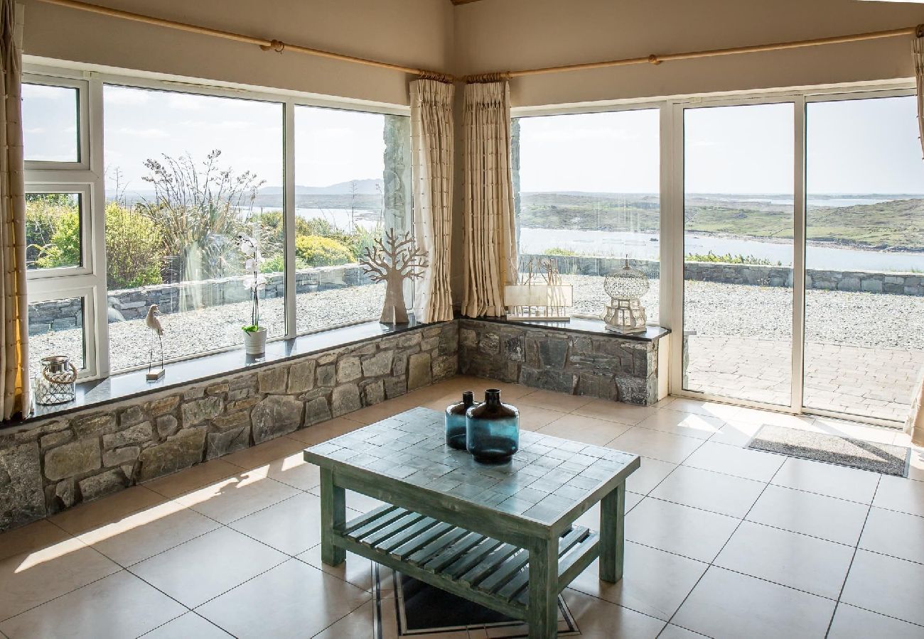 House in Clifden - Once Upon a Tide has magnificent sea views