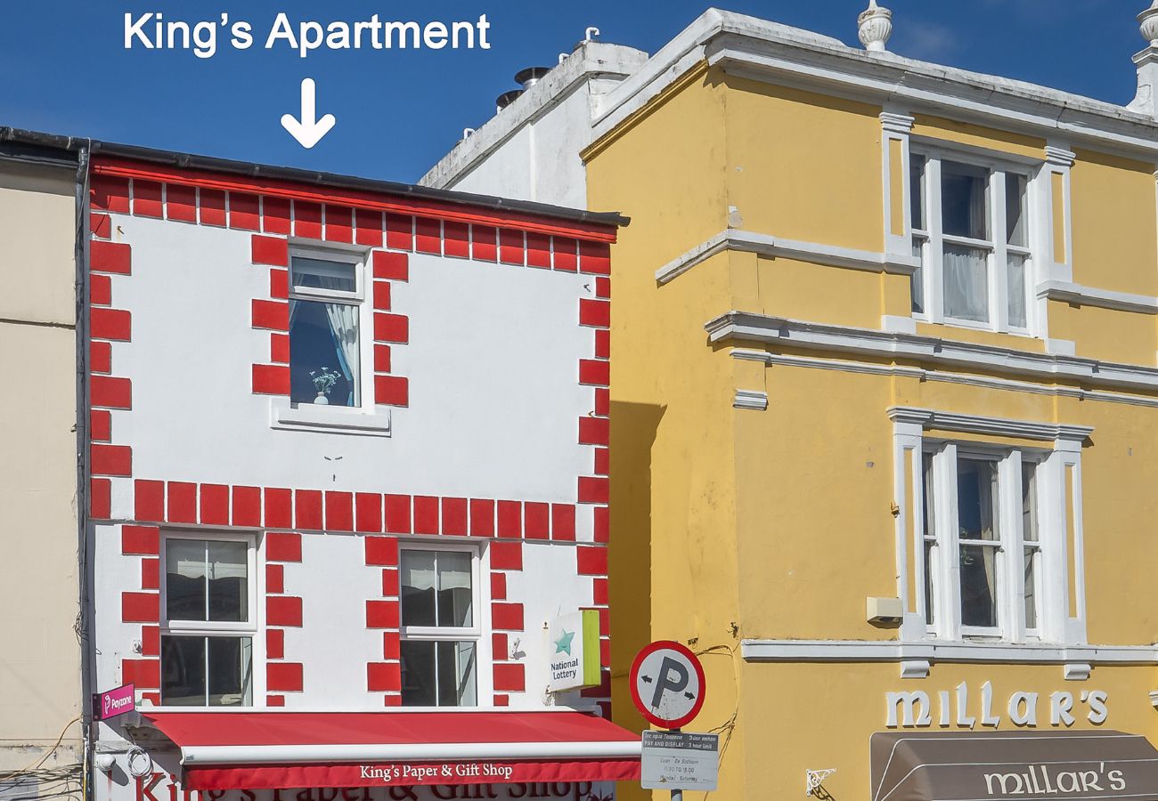 House in Clifden - King's Apartment based in clifden town