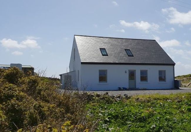 House in Clifden - Currownagh, Errislannan 