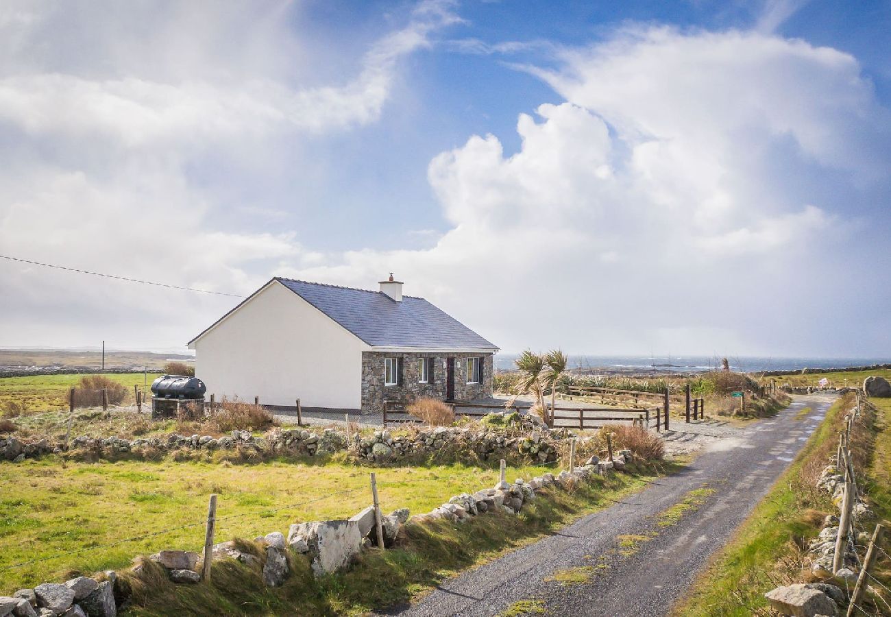 House in Cleggan - Atlantic Sunset,  Aughris is a home away from home