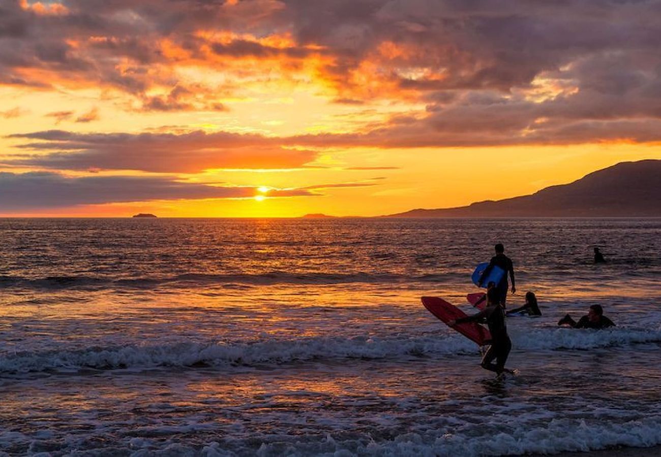 House in Cleggan - Atlantic Sunset,  Aughris is a home away from home