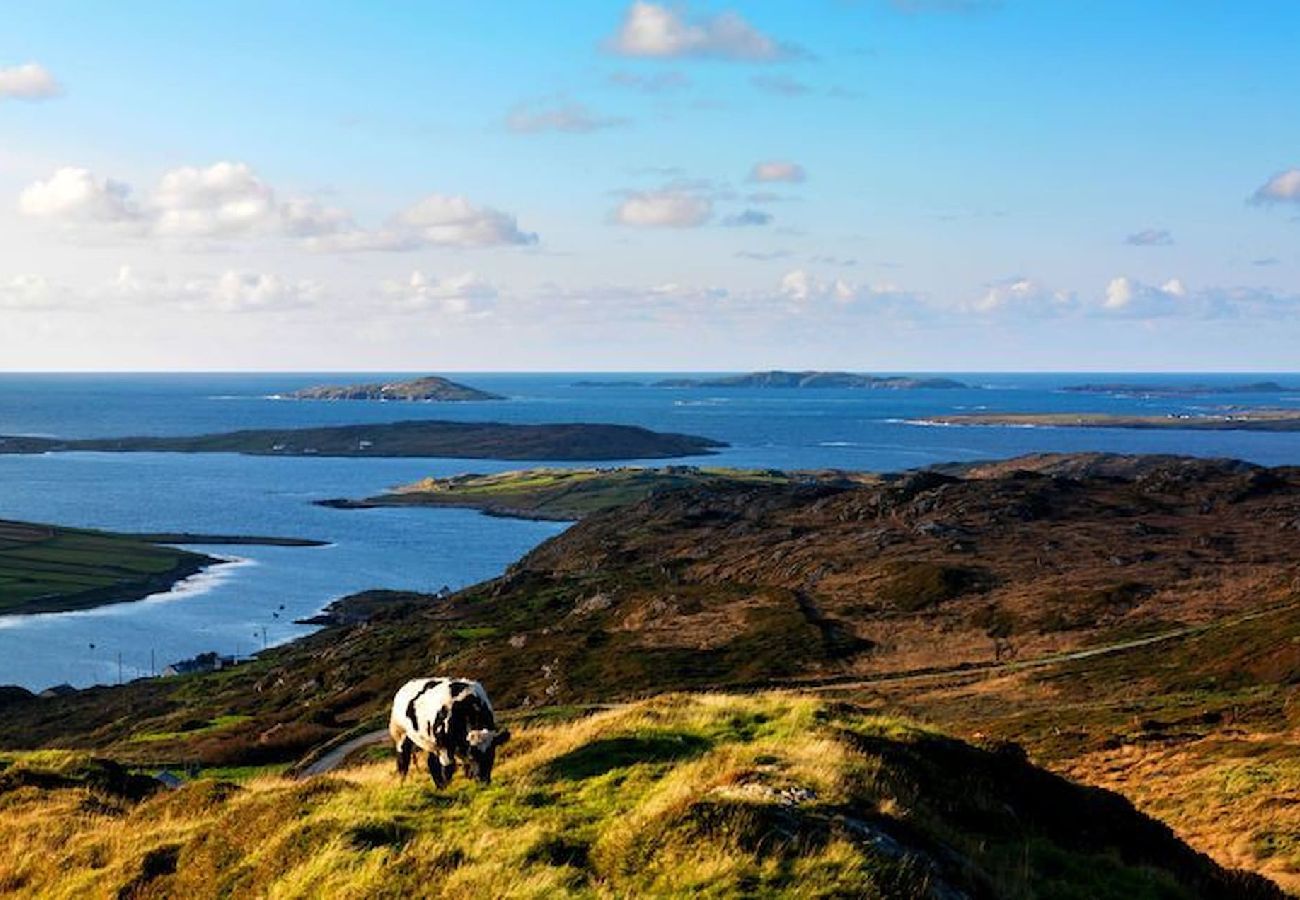 House in Cleggan - Atlantic Sunset,  Aughris is a home away from home