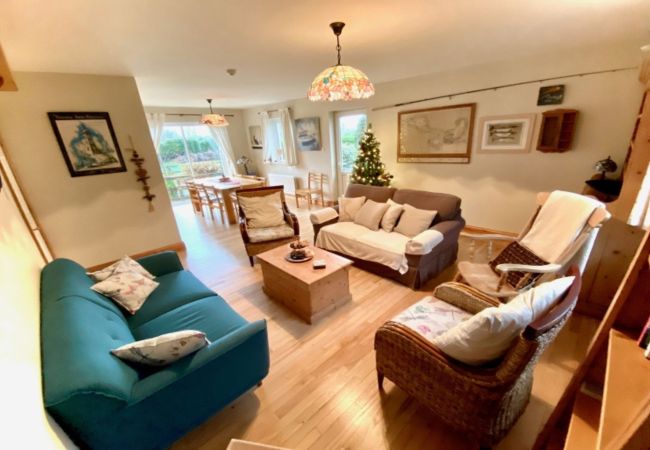 House in Oughterard - Fough East, Cozy and close to town