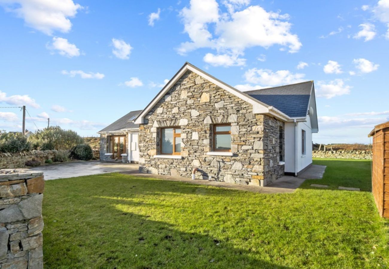 House in Ballyconneely - Rugosa - A bright, spacious and relaxing stay