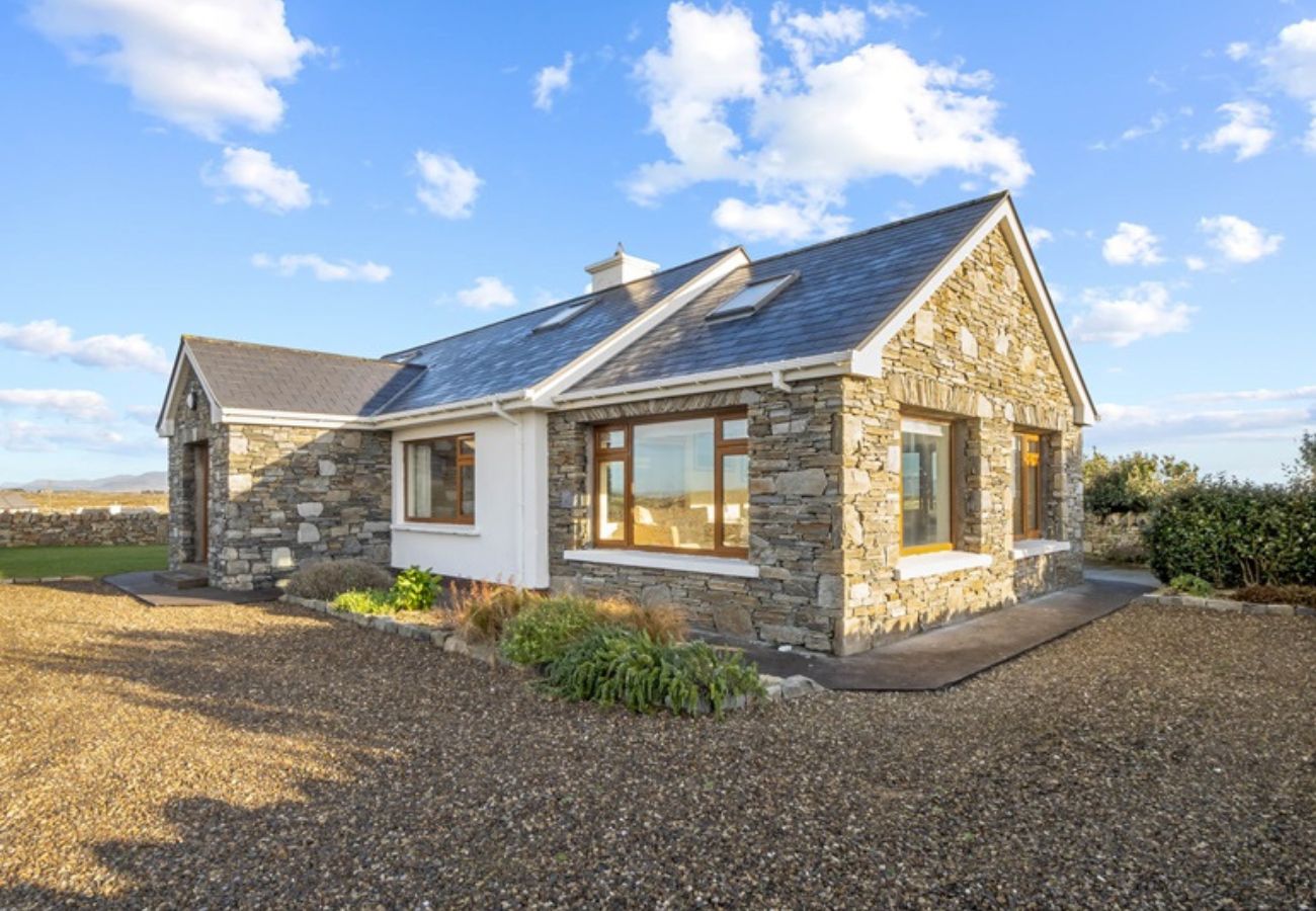 House in Ballyconneely - Rugosa - A bright, spacious and relaxing stay