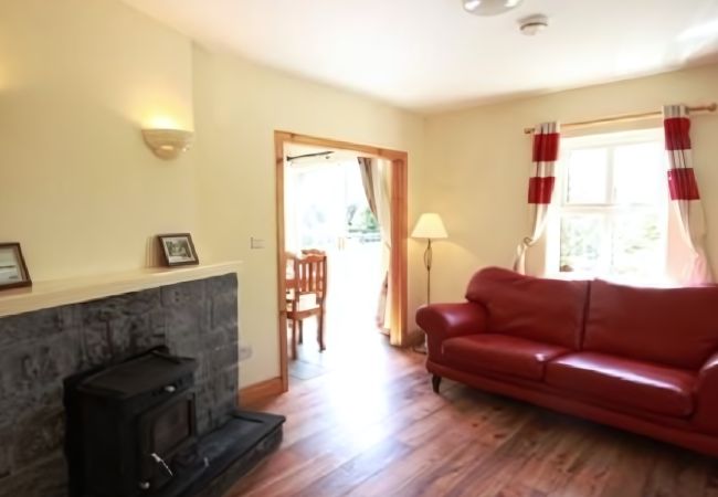 House in Ballinrobe - Lough Mask Fishing Cottage - For family or groups 
