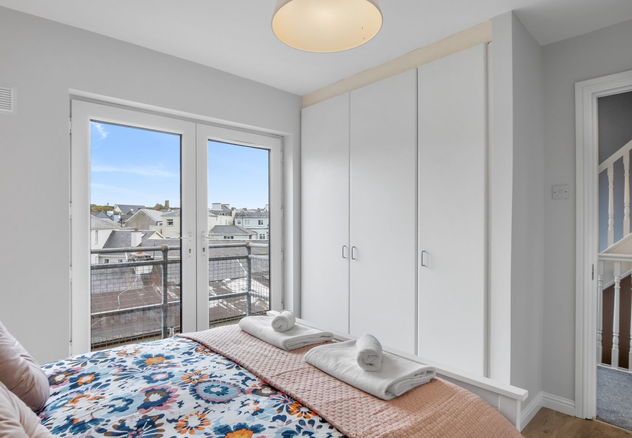 Townhouse in Clifden - E1 Station House - Newly refurbished Townhouse in Clifden