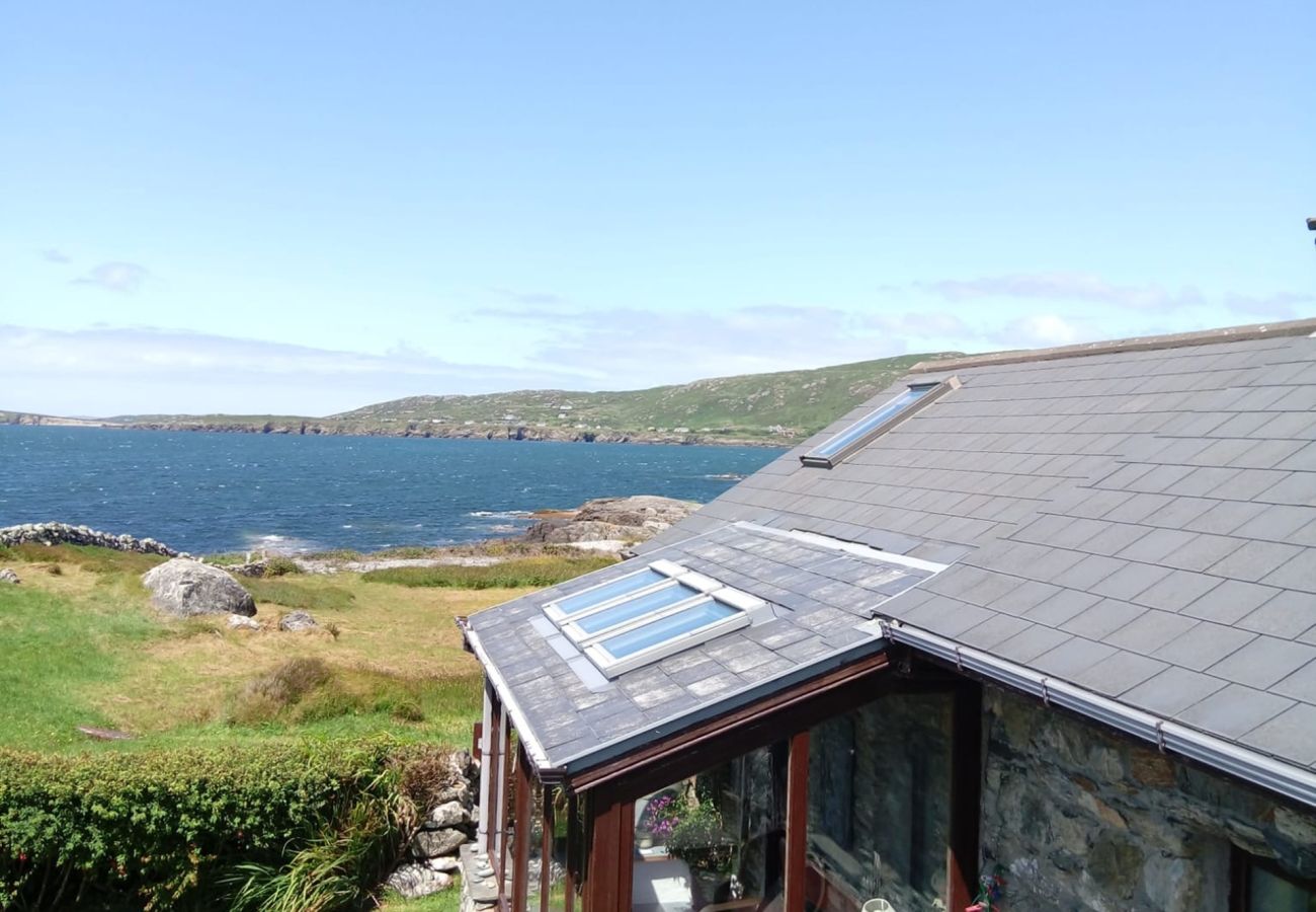 House in Clifden - Clochan