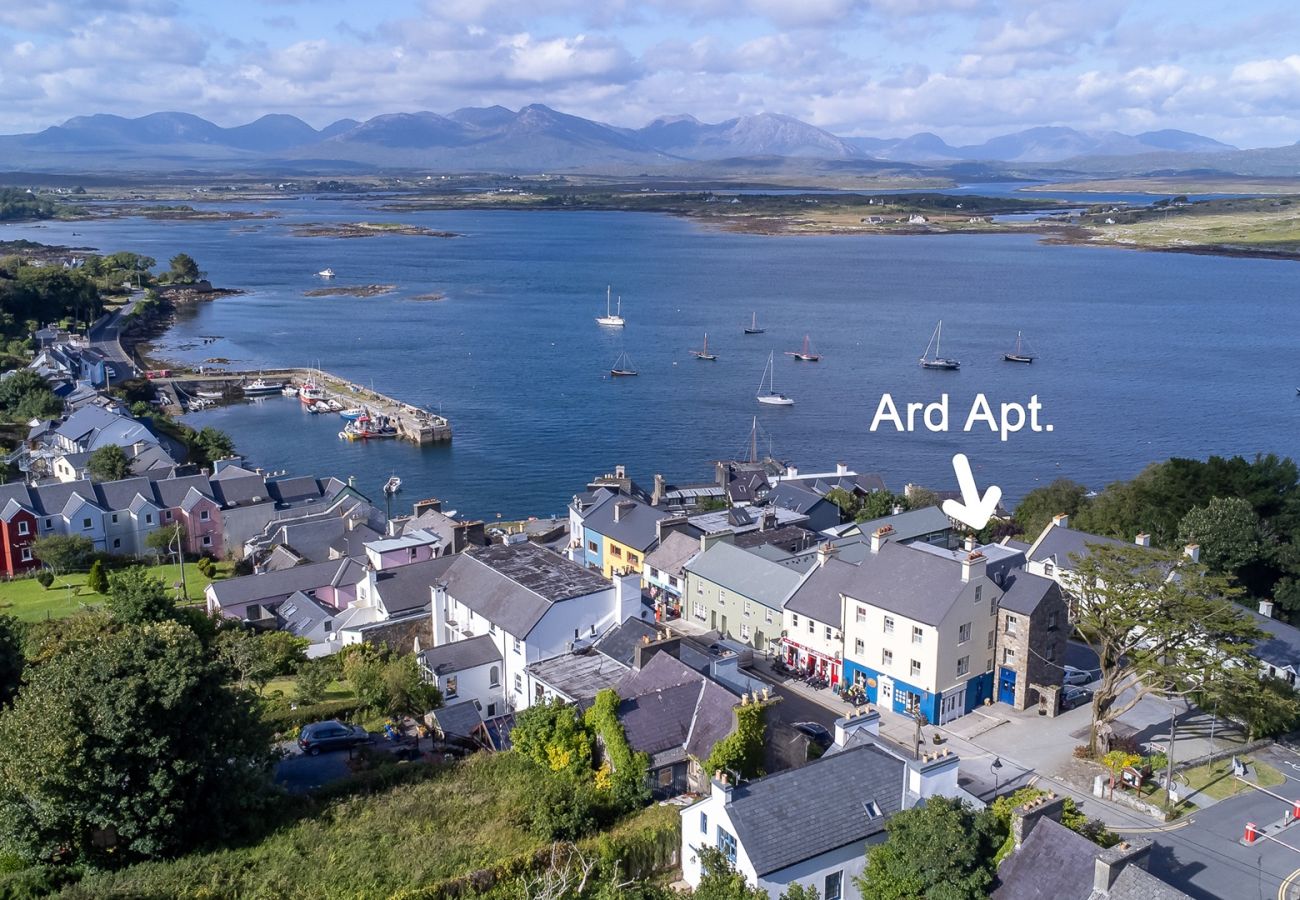 Apartment in Roundstone - Ard Apartment, Roundstone - Penthouse Sea Views 