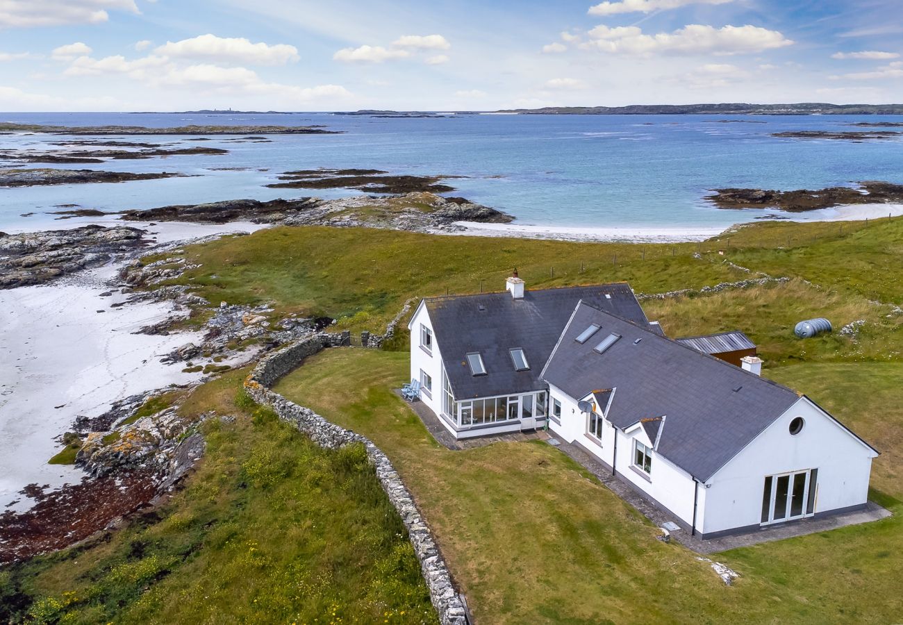 House in Ballyconneely - Beach House Luxury in Aillebrack 